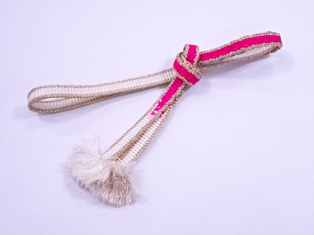 リサイクル　和装小物　帯締め　振袖用　金糸　正絹　手組　平組